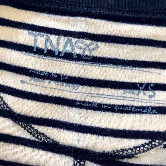 ARIZTIA TNA CREW NECK TOP SIZE XS - Picture 3 of 4